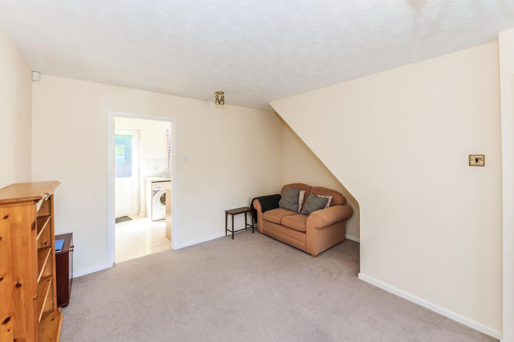 Property photo 3 of 7 Image