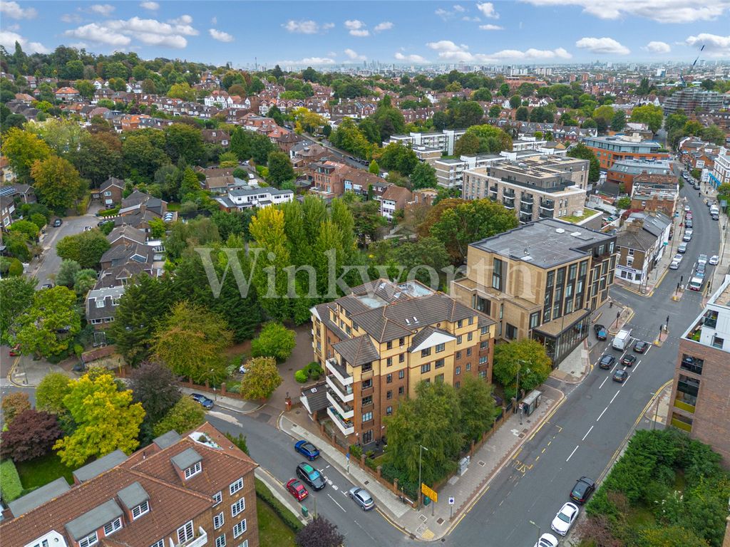 Property photo 1 of 15 Picture No. 03