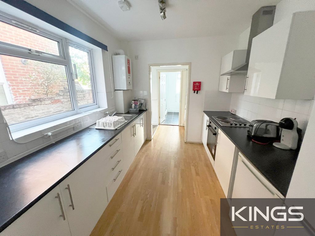 Property photo 1 of 9 5 Handel Terrace (9)Logo