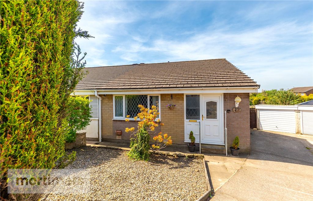 Property photo 1 of 19 Front External