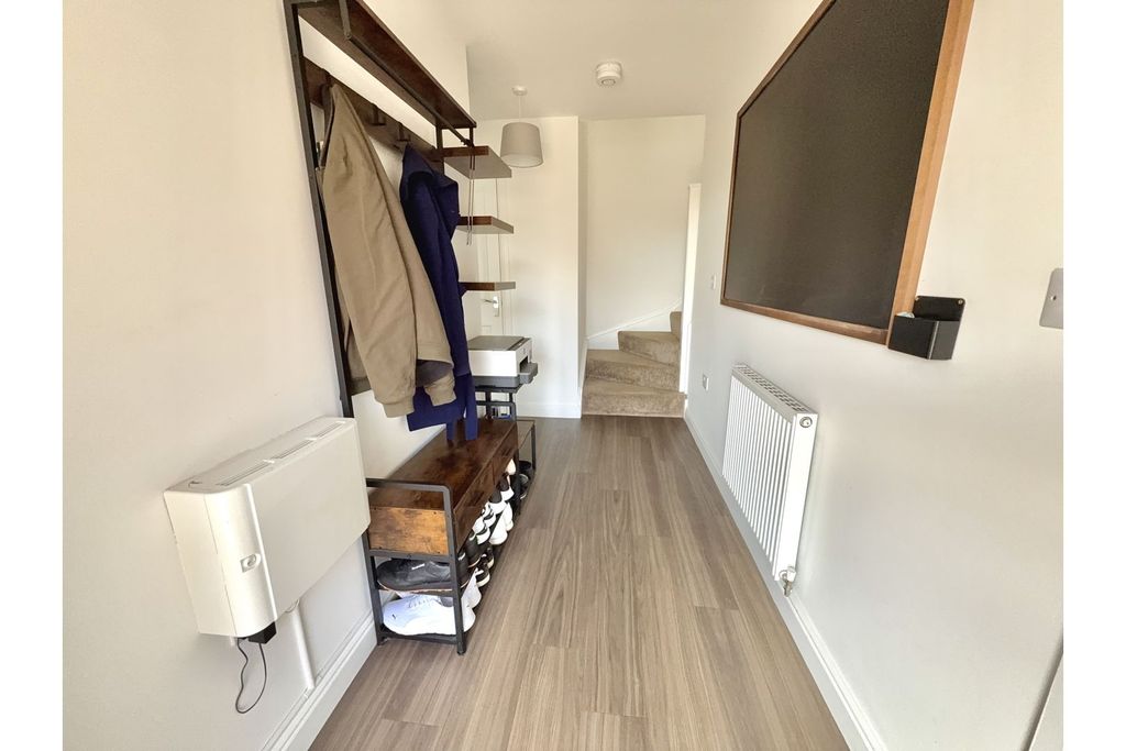 Property photo 3 of 13 Hallway