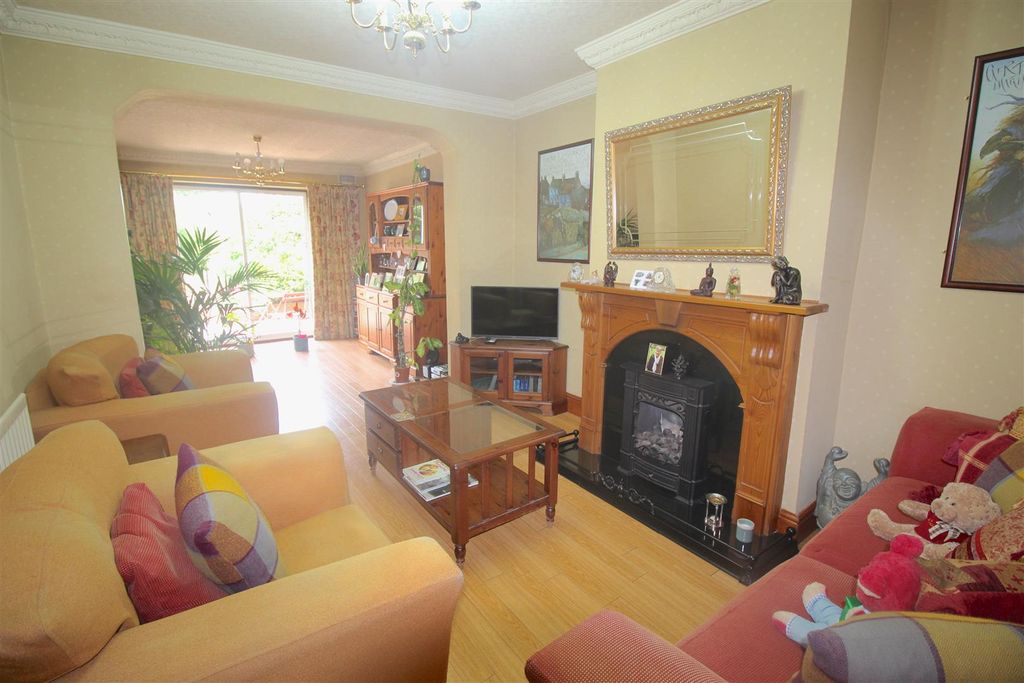 Property photo 3 of 14 Img_2837.Jpg