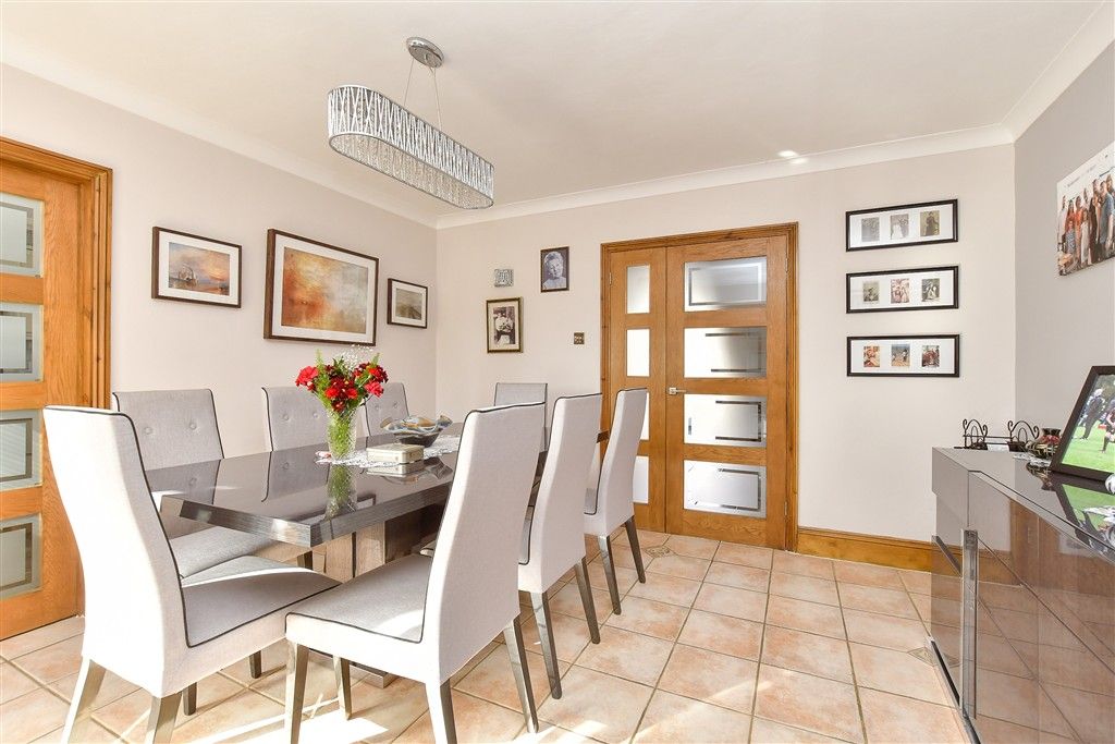 Property photo 3 of 20 Dining Room