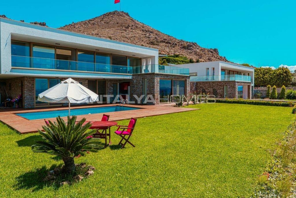 Property photo 3 of 19