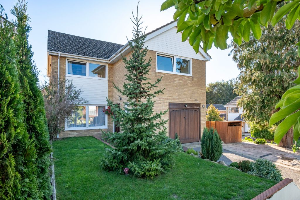 Property photo 1 of 27