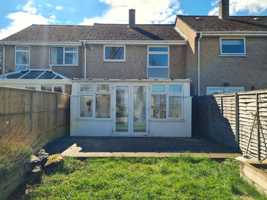 Property photo 2 of 14