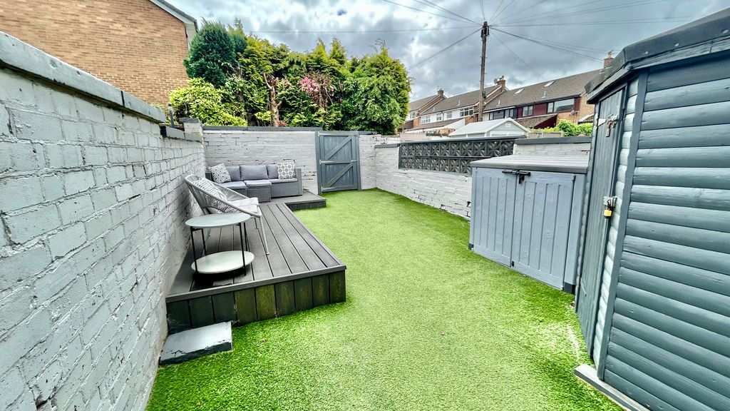 Property photo 2 of 24 2