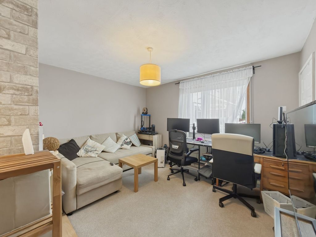 Property photo 3 of 15