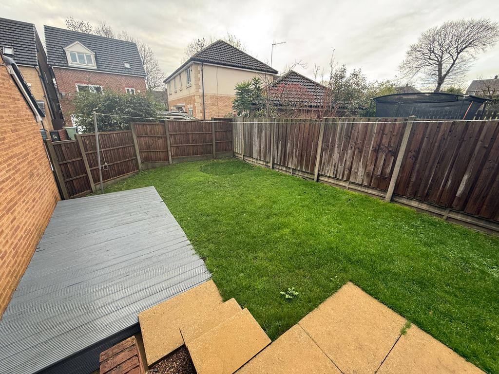 Property photo 2 of 21