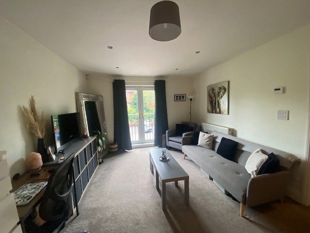 Property photo 2 of 11