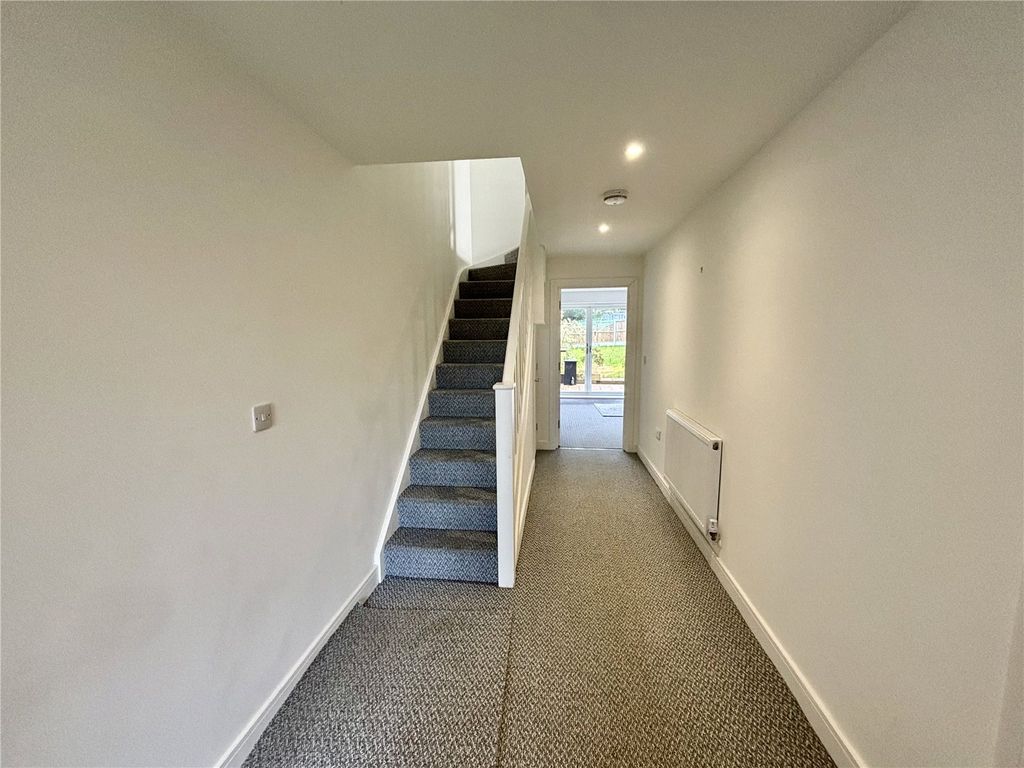 Property photo 3 of 17 Picture No. 20