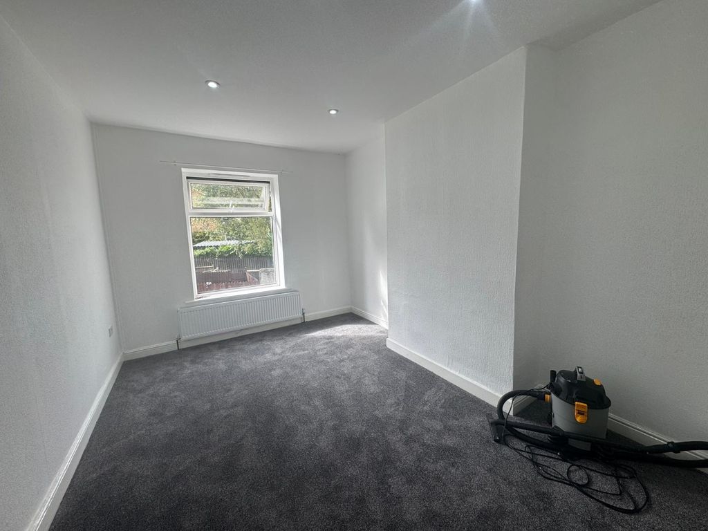 Property photo 3 of 9 Image