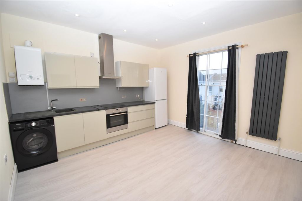 Property photo 2 of 6 Dsc_0001.Jpg