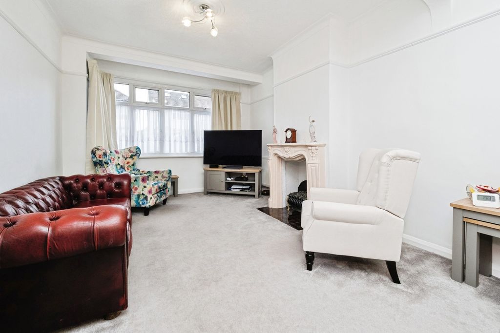 Property photo 2 of 19 Pbox-Img.Jpg