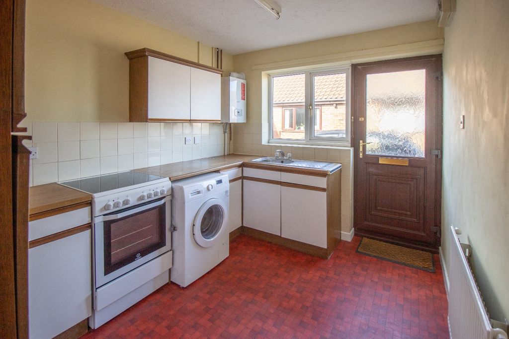 Property photo 3 of 18 4956864