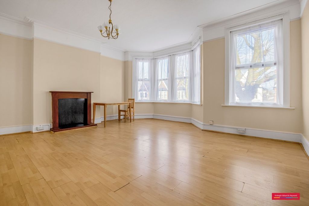 Property photo 2 of 8 Kfh-70B_Inchmery_Roa