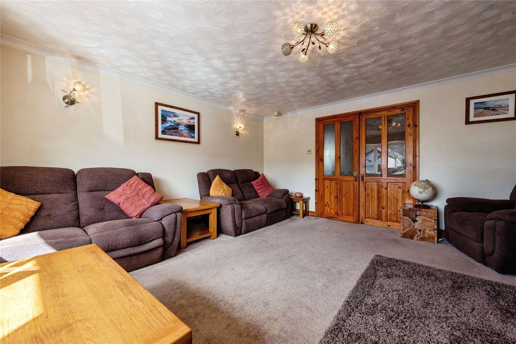 Property photo 3 of 25 Picture No. 31