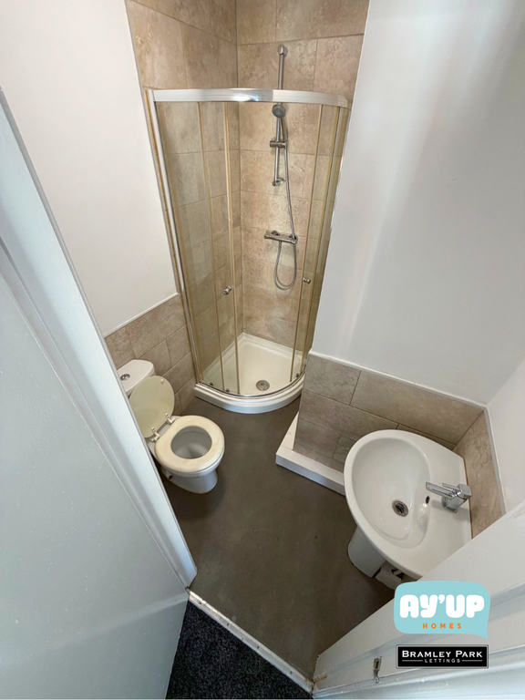 Property photo 3 of 3