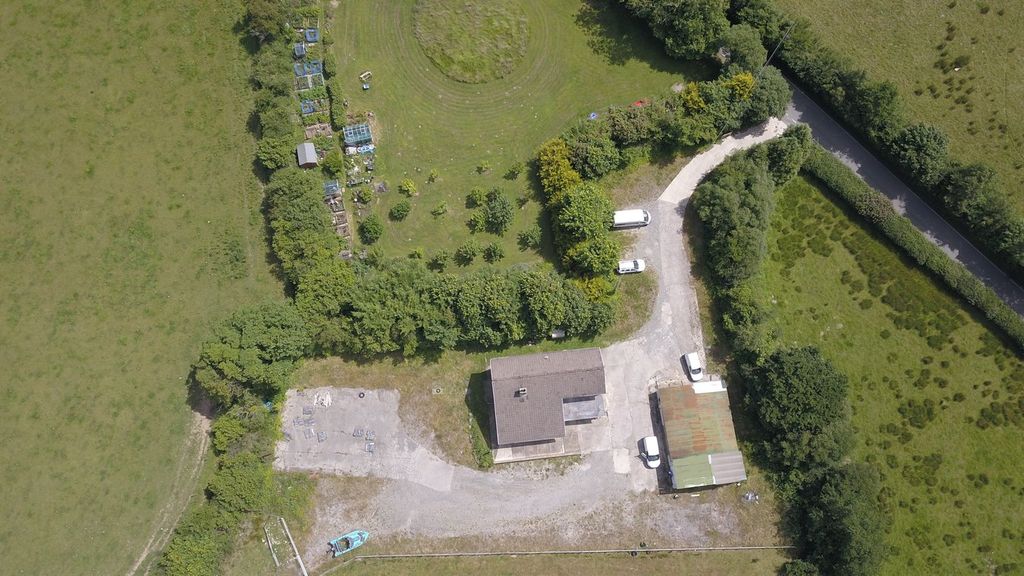 Property photo 1 of 49