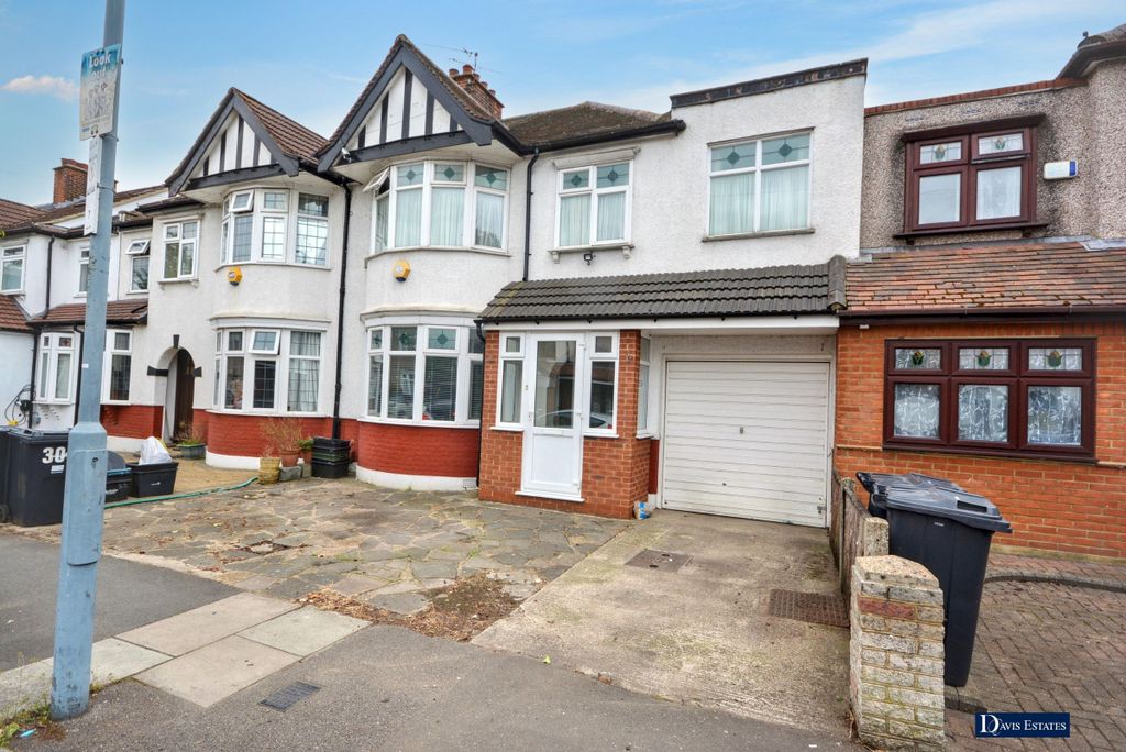 Property photo 1 of 24