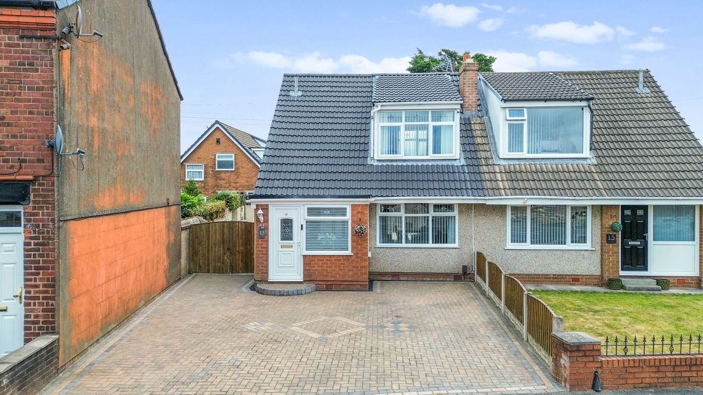 Property photo 1 of 34