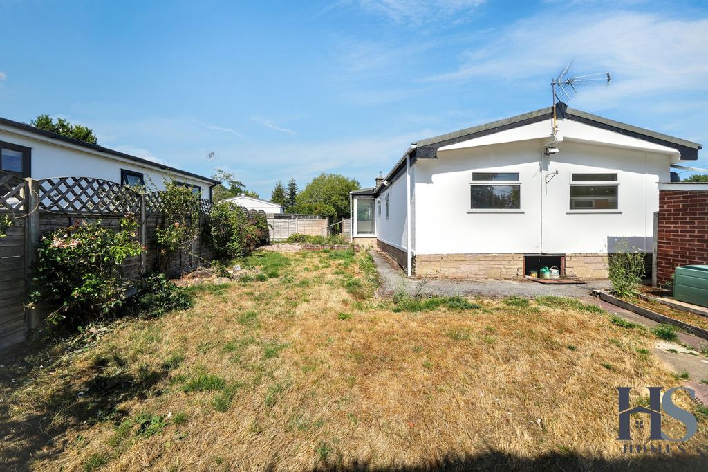 Property photo 2 of 24
