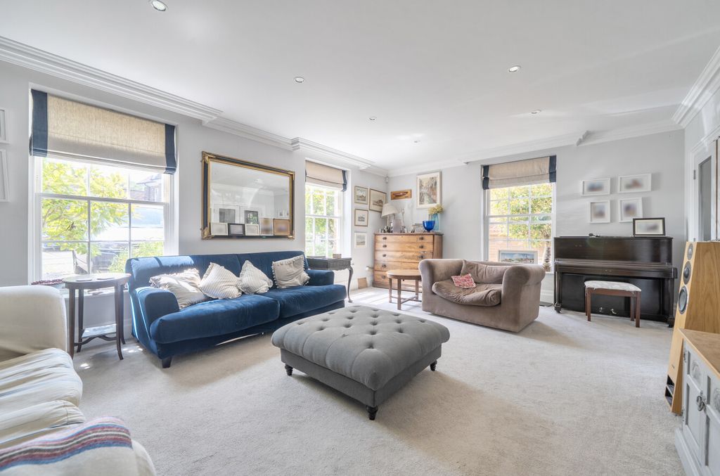 Property photo 3 of 18 1476845-15-6A3943...