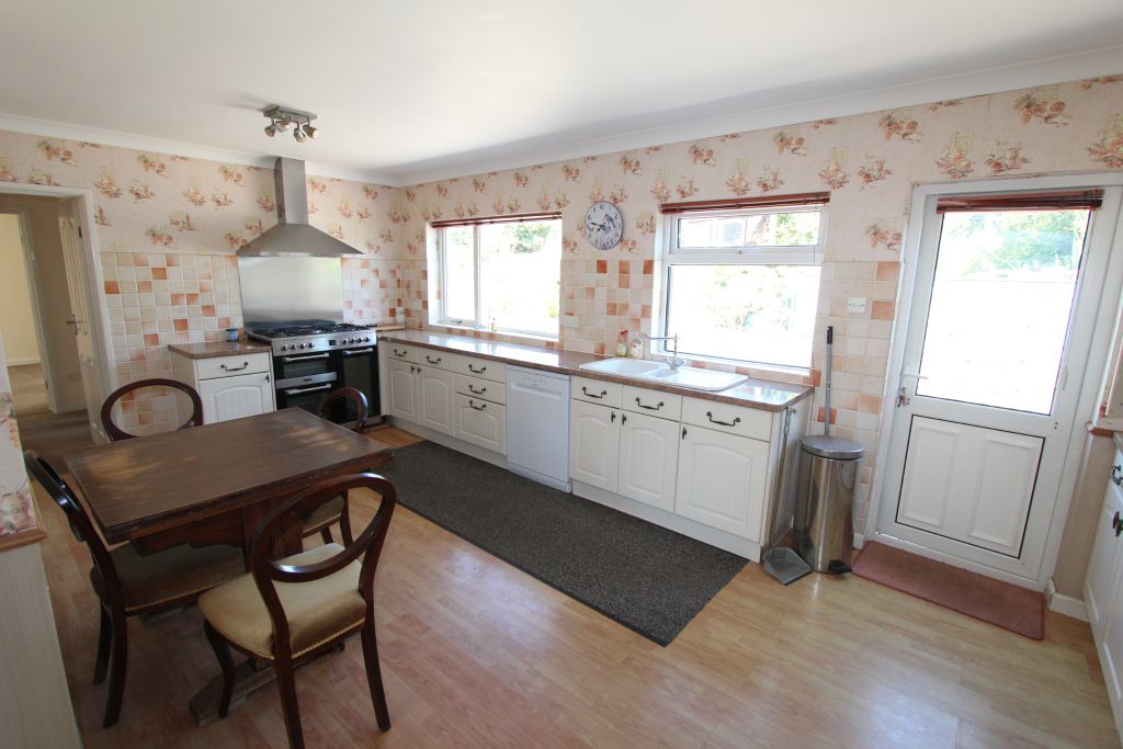 Property photo 3 of 24