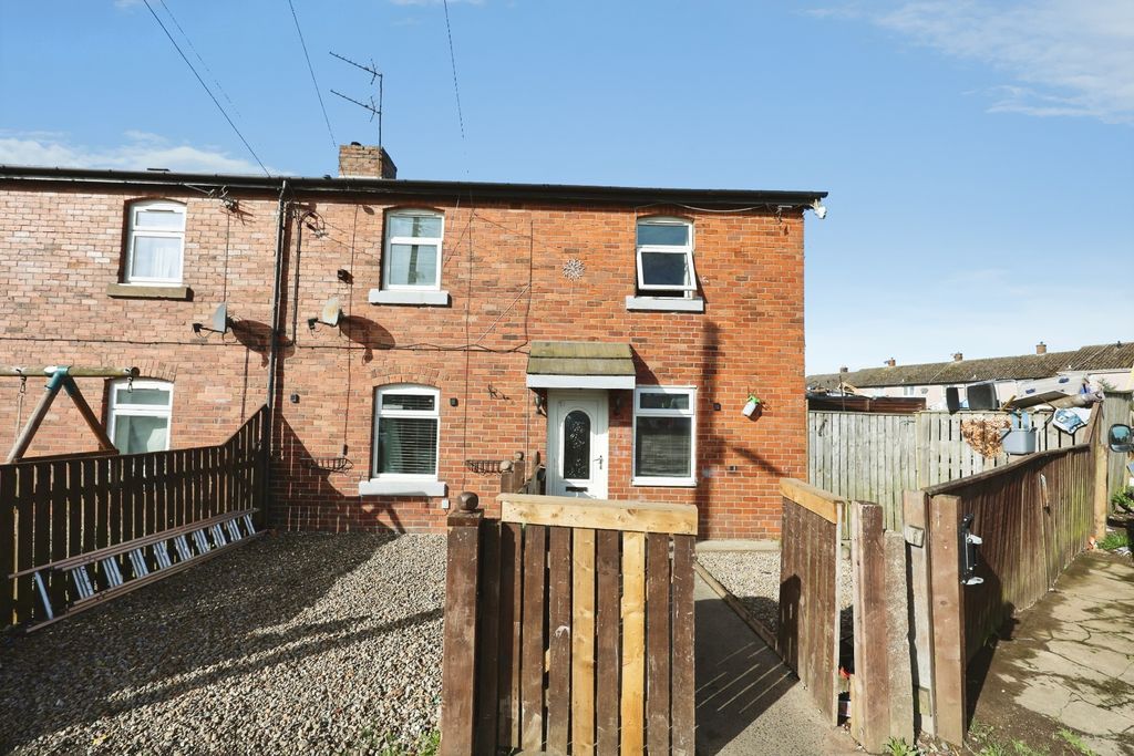 Property photo 1 of 11 Pbox-Img.Jpg