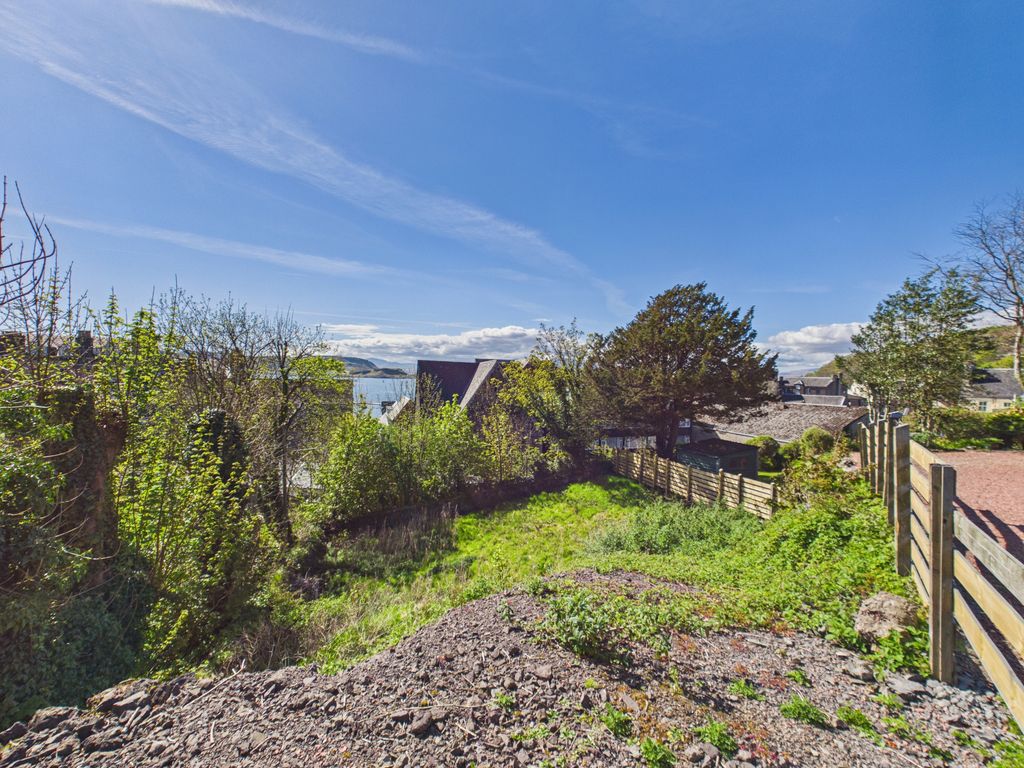 Property photo 1 of 2