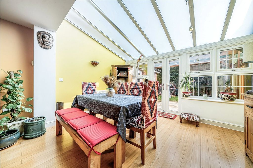 Property photo 3 of 23 Picture No. 31