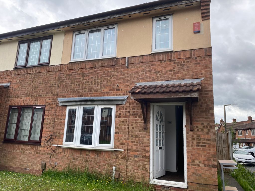 Property photo 1 of 9