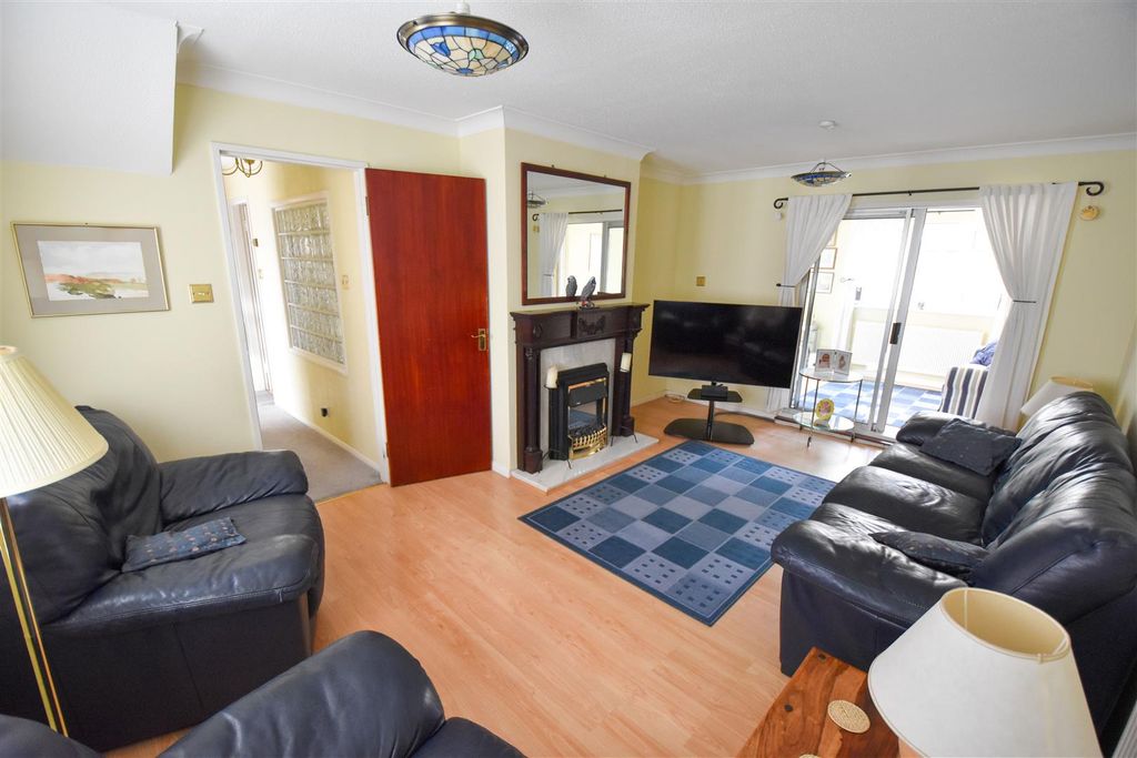 Property photo 2 of 14 Dsc_0067-2.Jpg