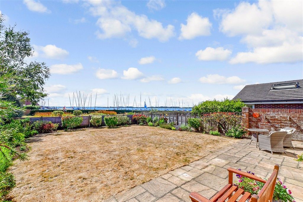 3 bed detached bungalow for saleCreek End, Emsworth, Hampshire PO10