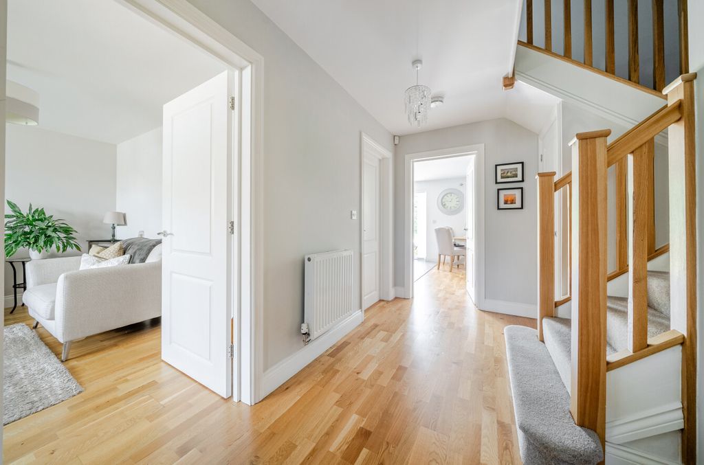 Property photo 3 of 25 1481066-13-6A3Abc...
