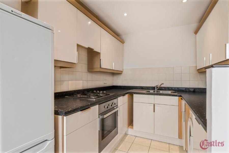 Property photo 3 of 25