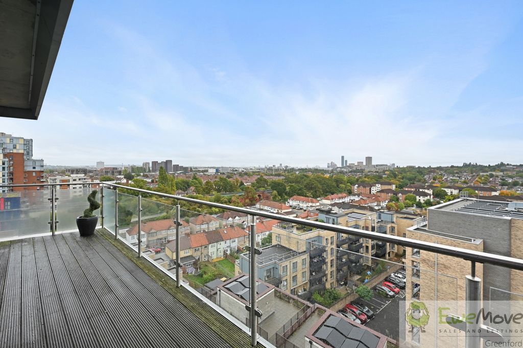 Property photo 2 of 10 Ewemove - 65 Braunston House - 30 (1)