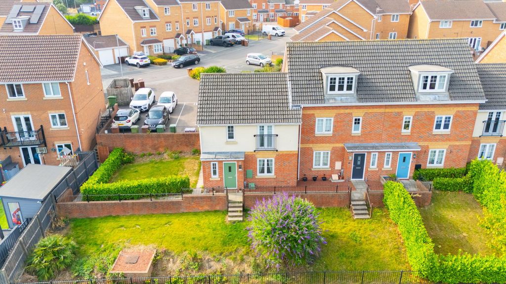 Property photo 2 of 30