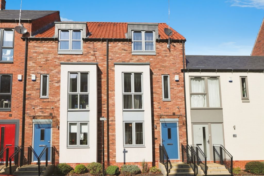 Property photo 1 of 14 4000811