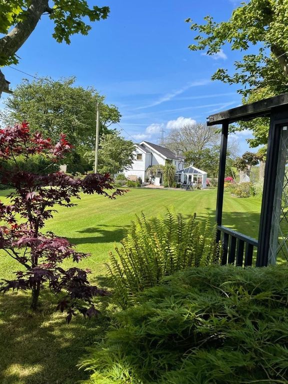 Property photo 2 of 41