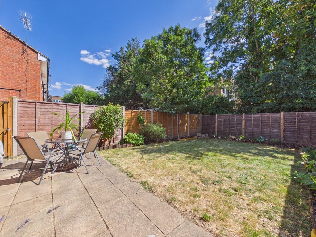 Property photo 3 of 9 Picture No. 01