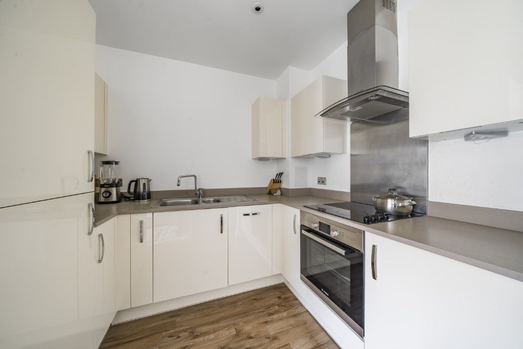 Property photo 3 of 13 Kitchen