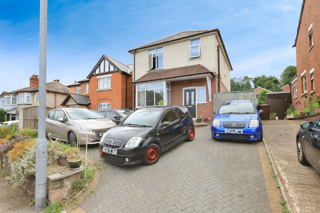 Property photo 1 of 17