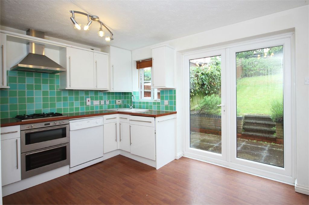 Property photo 2 of 10 5932334