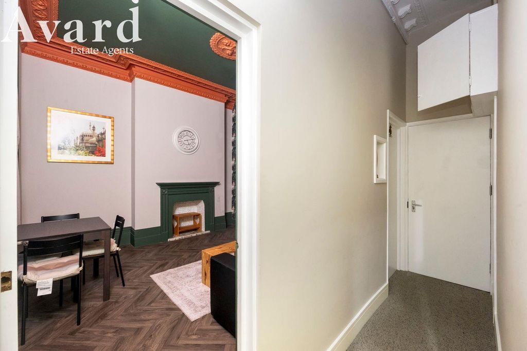 Property photo 3 of 20 19.Jpeg