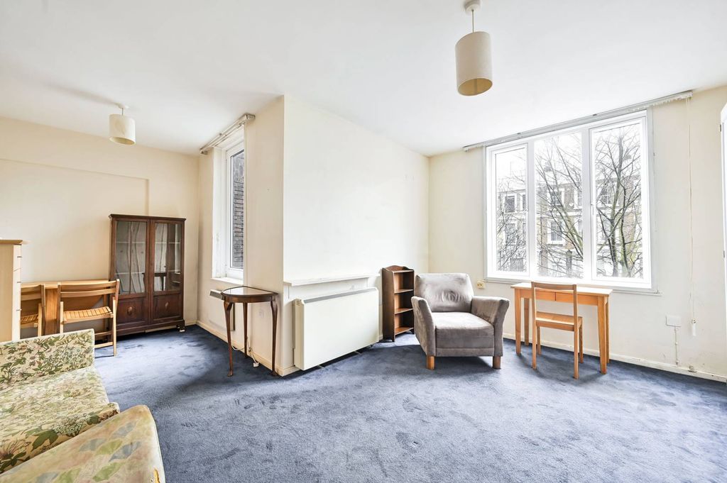 Property photo 1 of 9