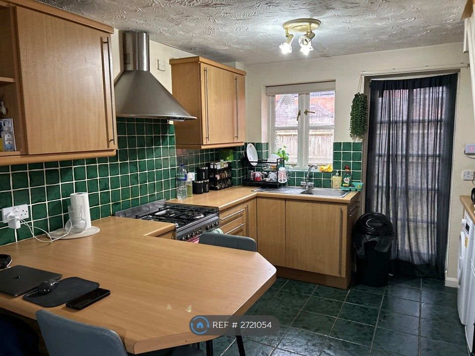 Property photo 3 of 5