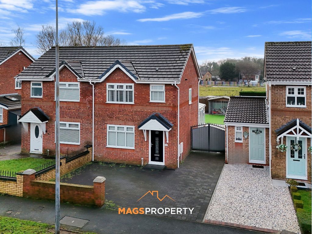 Property photo 1 of 22