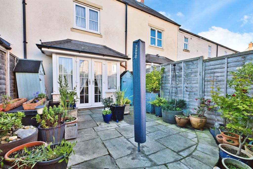 Property photo 3 of 16