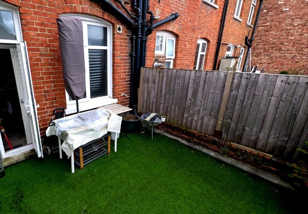 Property photo 2 of 7